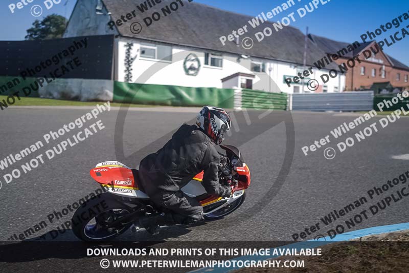 enduro digital images;event digital images;eventdigitalimages;mallory park;mallory park photographs;mallory park trackday;mallory park trackday photographs;no limits trackdays;peter wileman photography;racing digital images;trackday digital images;trackday photos